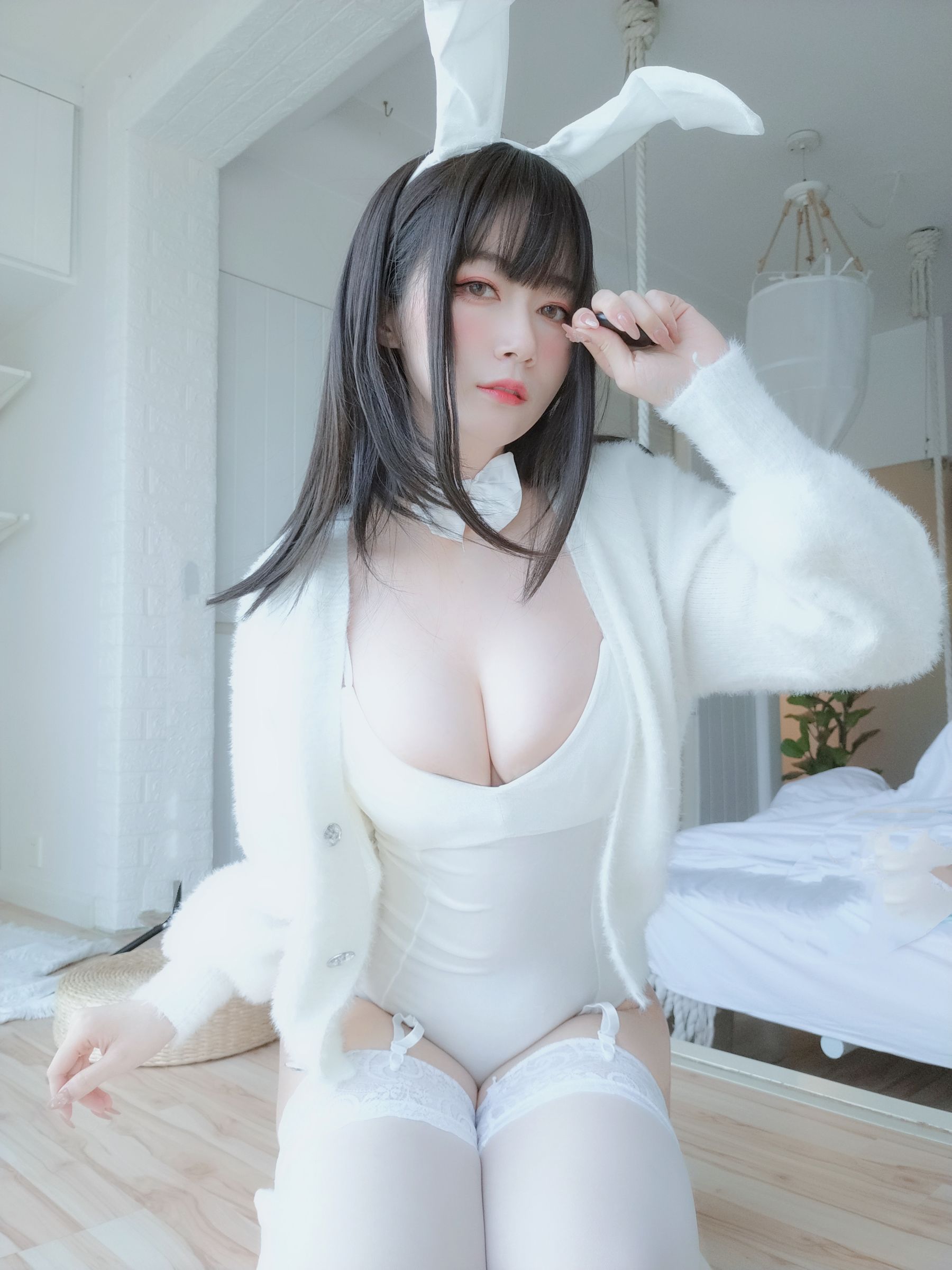 1634273357-648362cb00477d6.jpg