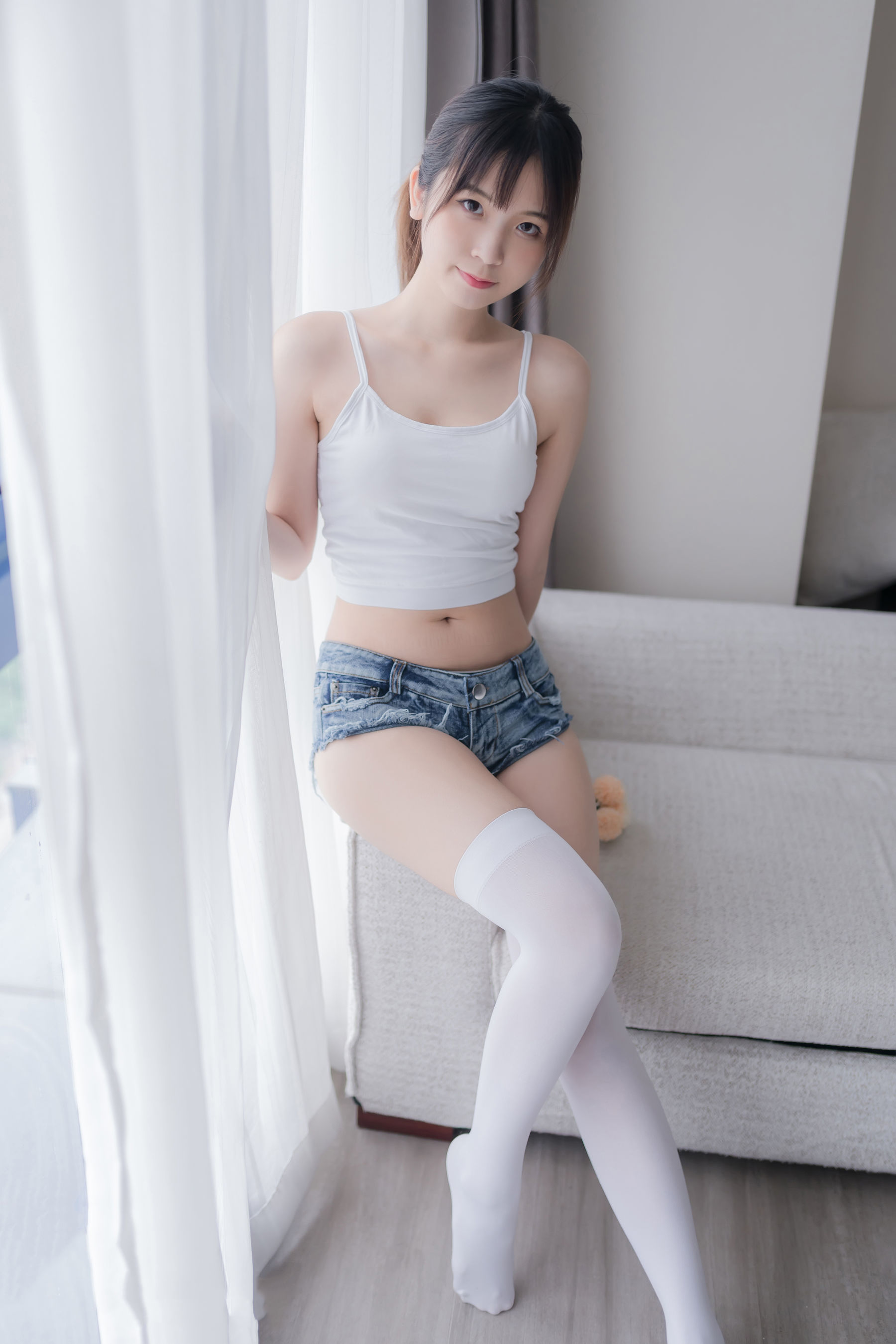 1634275095-97fa700f6de3eb8.jpg
